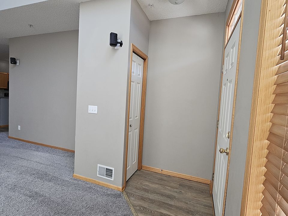 1st image of 2166 Shamrock Pl