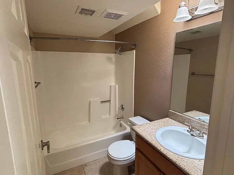 835 N Granite Reef Rd #11 — Photo 17