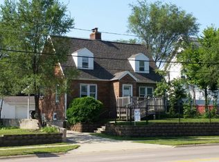 1421 1st Ave SW, Cedar Rapids, IA 52404