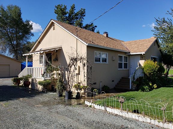 2nd image of 14835 Columbet Ave