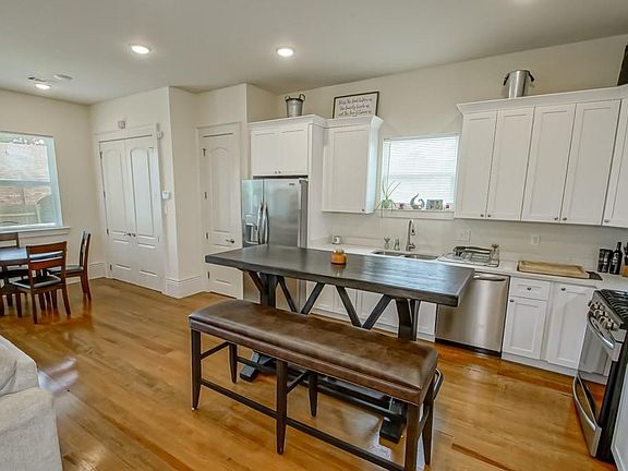 5th image of 4634 Touro St