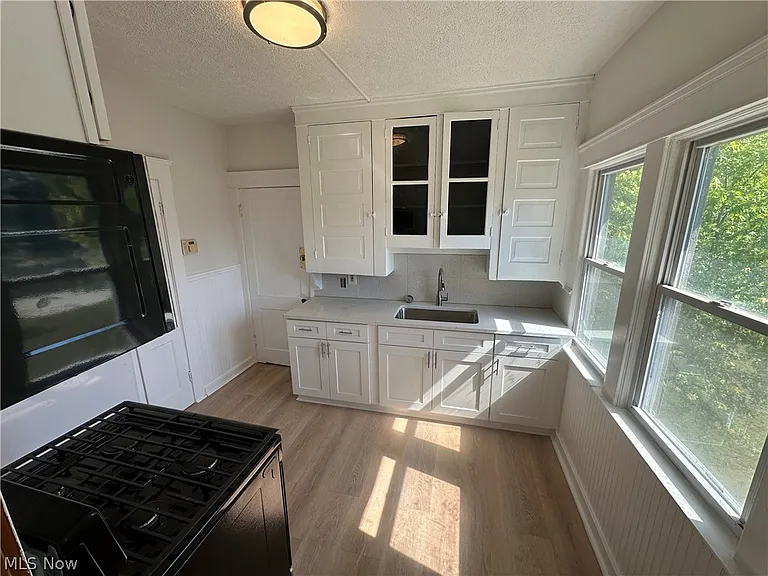 14415 Westropp Ave — Photo 10