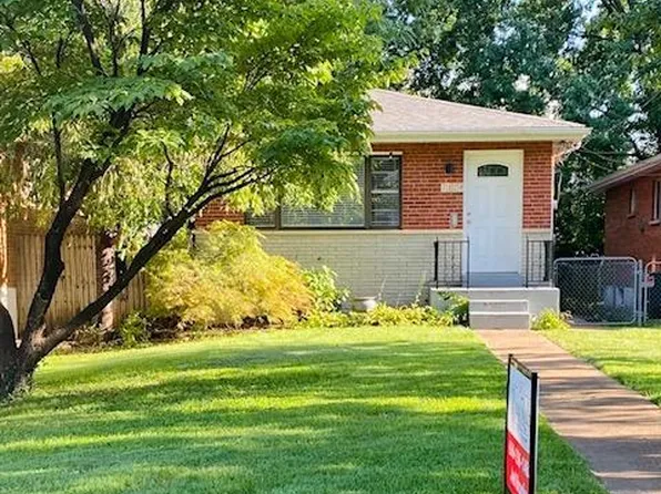 7124 Rabenberg Pl, Saint Louis, MO 63143