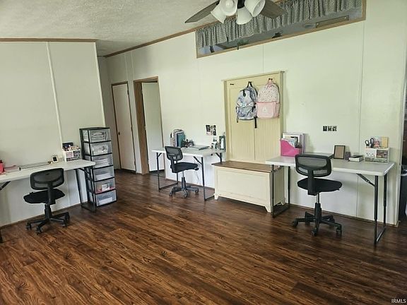 5th image of 762 Rolling Hills Estates Dr