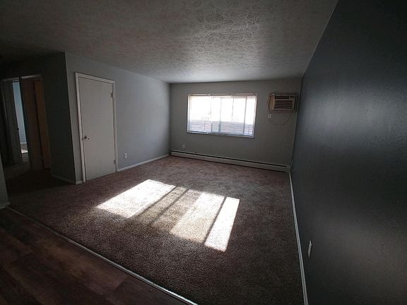 3rd image of 2635 Stanton Ave APT 4
