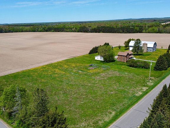 3rd image of N5326 Angle Rd