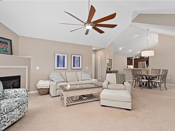 5th image of 5216 Redford Dr