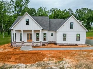 717 Oxford Loop, New Albany, MS 38652