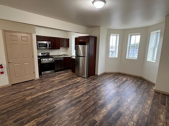5th image of 205 Liberty St APT 4