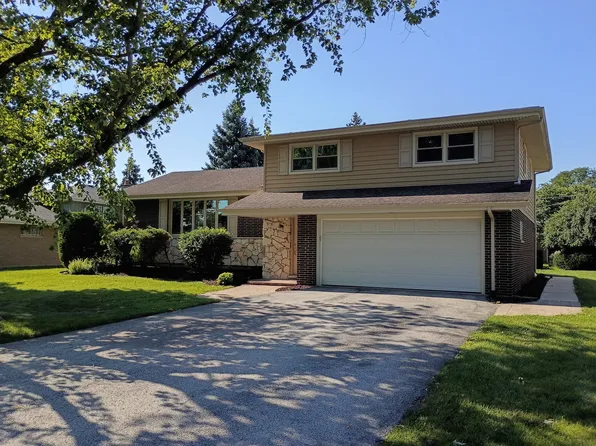 6111 W 128th St, Palos Heights, IL 60463
