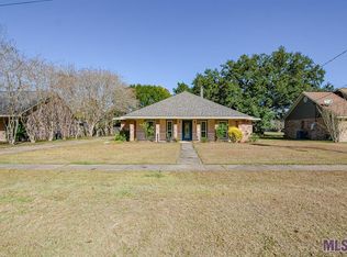 3463 Ash St, Zachary, LA 70791