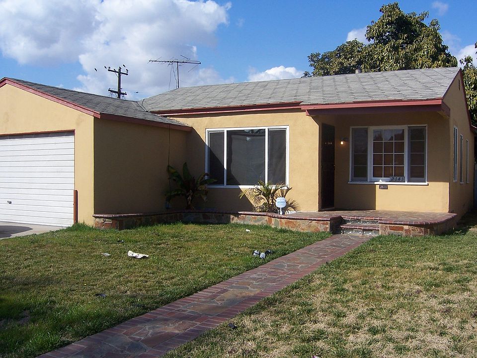 2nd image of 2141 E McKenzie St