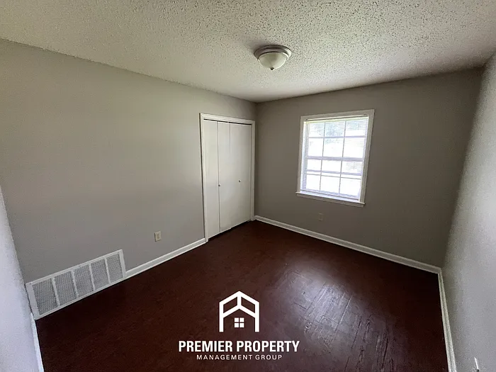 3050 Castleman St — Photo 16