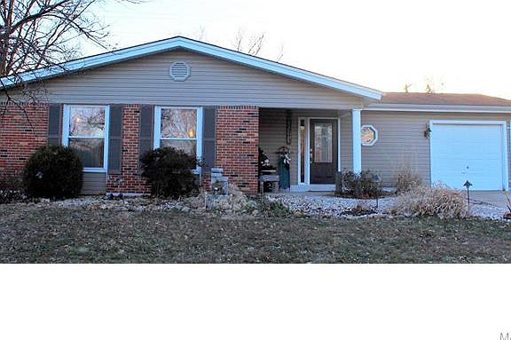 2nd image of 3904 Mitchford Dr
