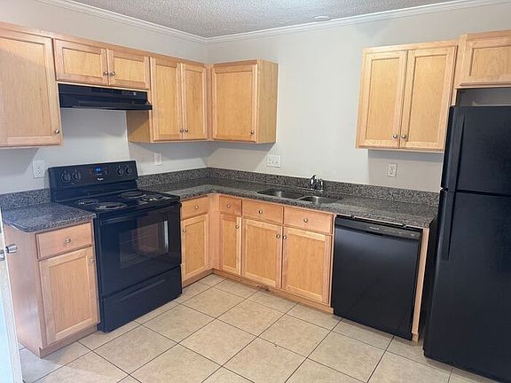 2nd image of 151 Brookwood Ave NE #5