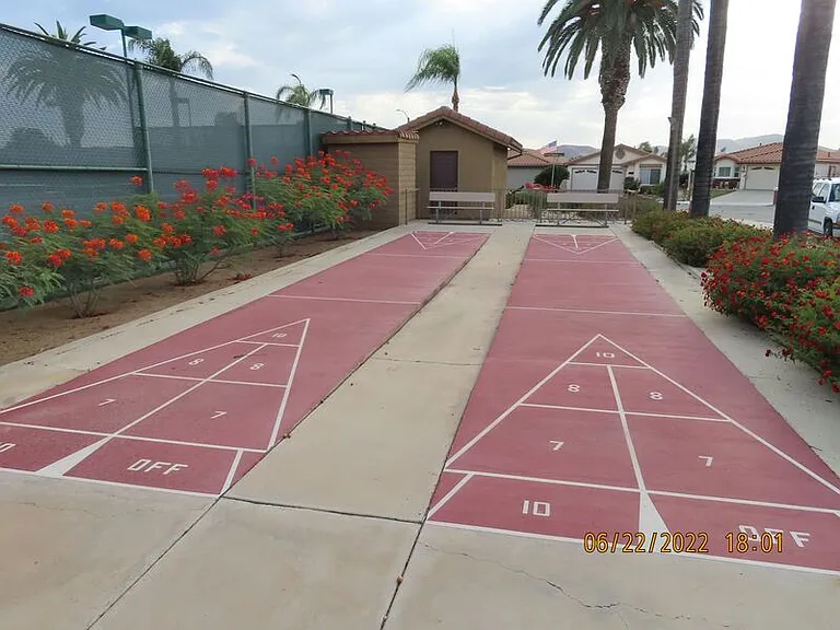 28138 Bavaria Dr — Photo 21