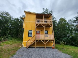 625 Salem Heights Ln, Swannanoa, NC 28778