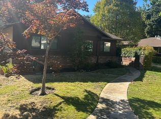 705 Curtis Way APT 2, Menlo Park, CA 94025