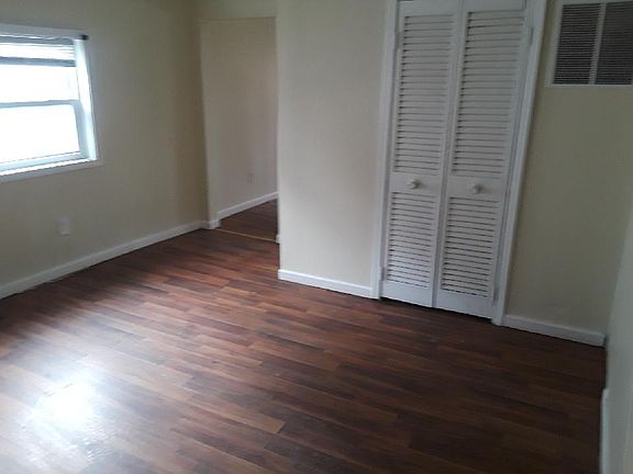 3rd image of 1417 Golay St
