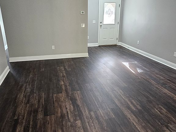 3rd image of 3013 N 21st Ave