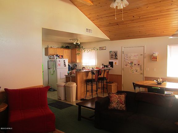 3rd image of 10261 N La Palma Avenue