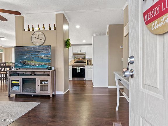 5th image of 317 Troon Dr