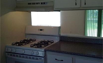4th image of 4 Barnett Dr Unit 1