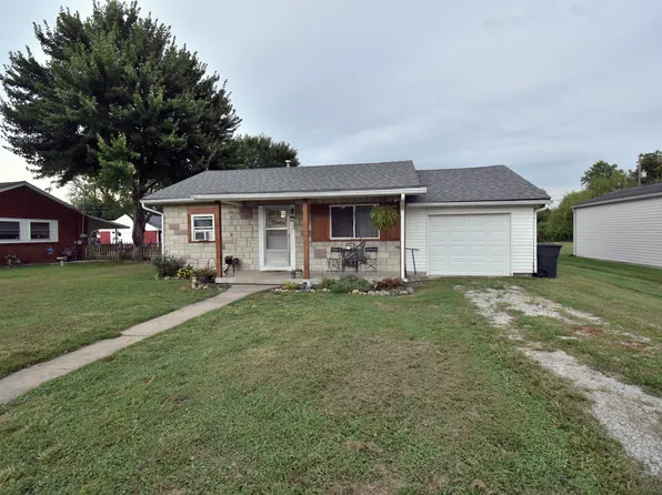 689 S Lincoln St, Martinsville, IN 46151
