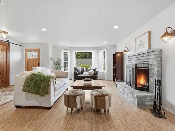 5th image of 12621 SW Sorrel Dock Ct