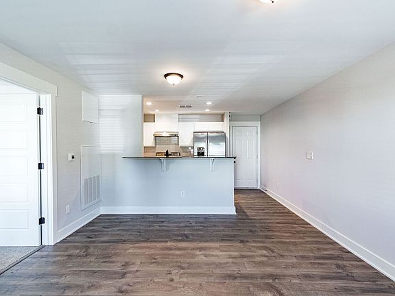 2nd image of 705 N Oneil St #200