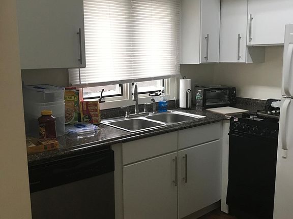 Open kitchen- 320 kitchen