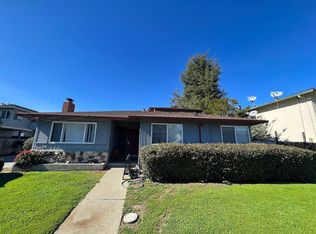 1069 Oakmont Dr APT 3, San Jose, CA 95117