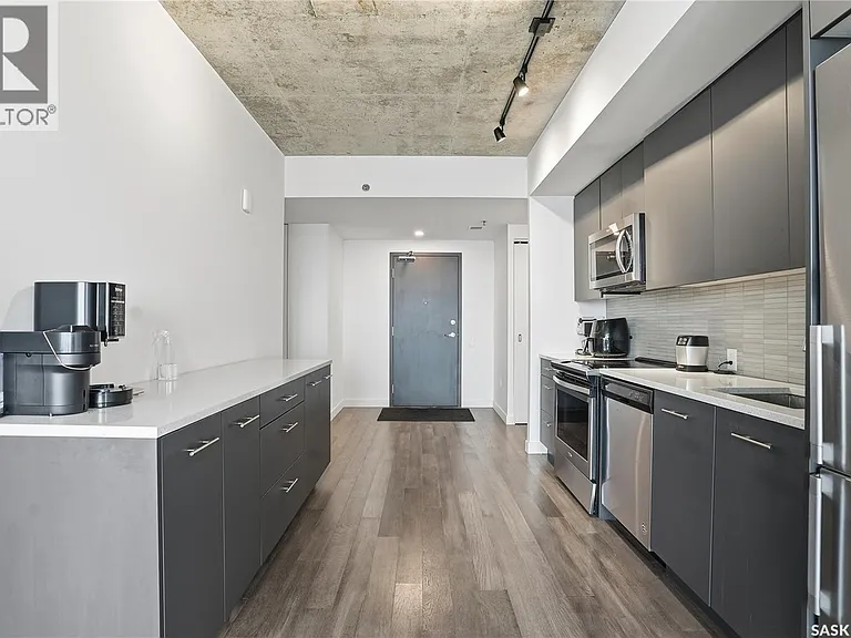 490 2nd Ave S #1302 — Photo 12