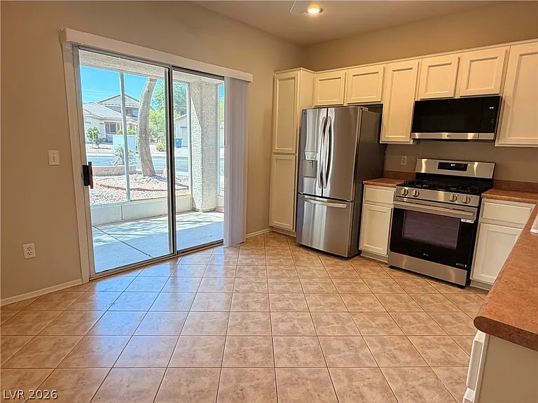 2523 Romanza Rd — Photo 13