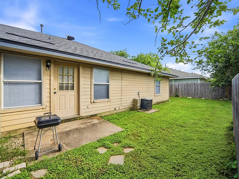 2304 Smith Branch Blvd #B — Photo 21