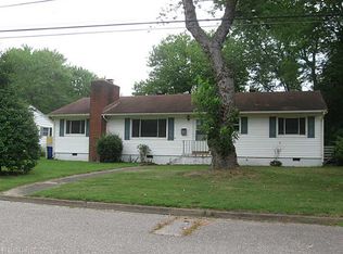 516 Latham Dr, Newport News, VA 23601