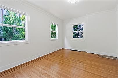 5th image of 5000 15th Ave NE #M-1