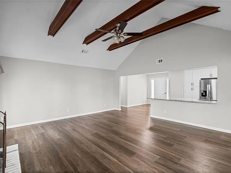 1194 Meadow Oaks Dr NW — Photo 8
