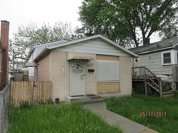 2nd image of 9320 S La Salle St