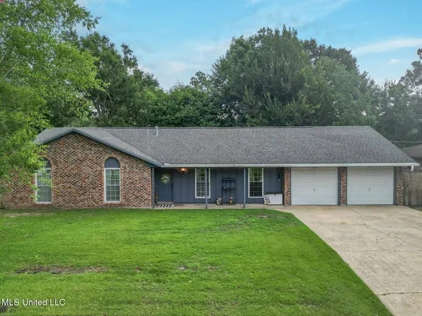 730 Holly Hills Dr, Biloxi, MS 39532