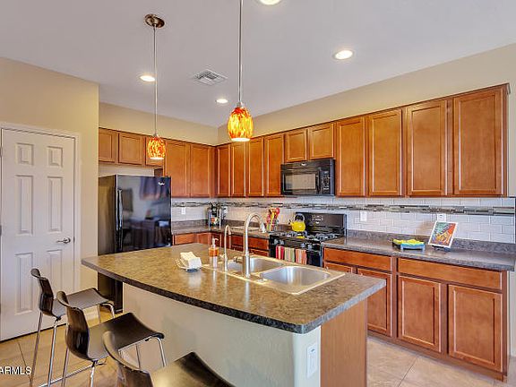 4th image of 17537 W Glenhaven Dr