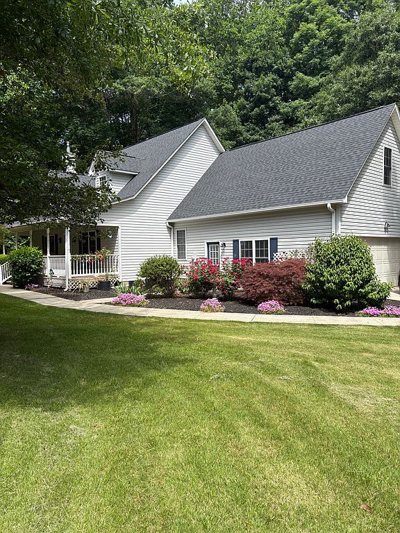 831 W Pine Grove Rd - Property Image