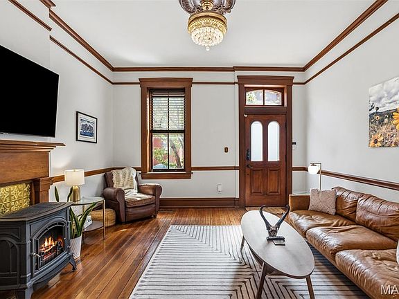 2nd image of 2429 McNair Ave