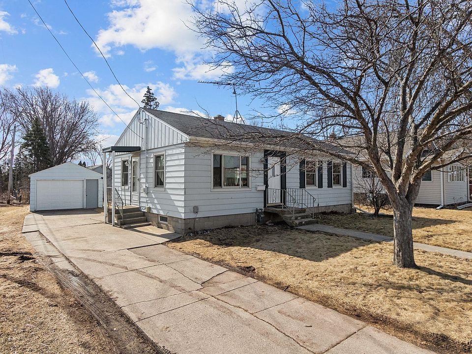 1st image of 1719 Oshkosh Ave
