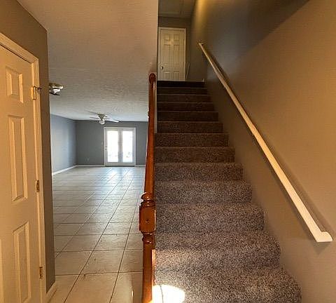 3rd image of 112 Ash Ct