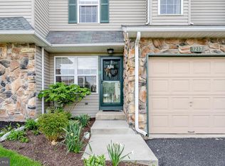1217 Pin Oak Dr, Perkiomenville, PA 18074