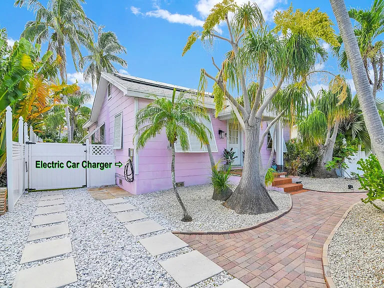 3218 Palm Dr — Photo 4