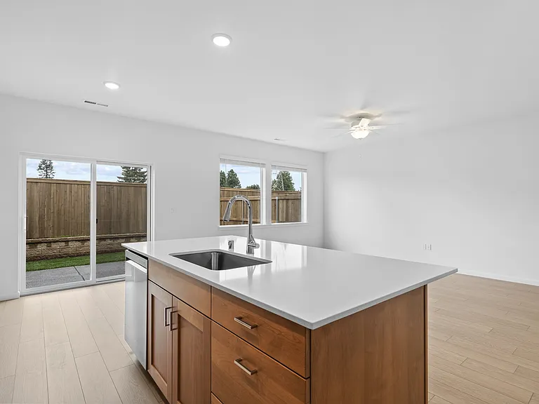 1409 NE 185th Ave — Photo 26