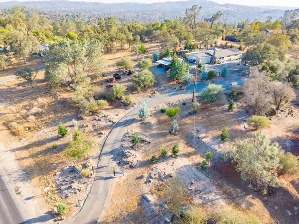 28960 Yosemite Springs Pkwy, Coarsegold, CA 93614