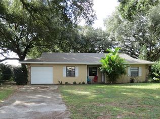 223 Lakeview Dr, Auburndale, FL 33823